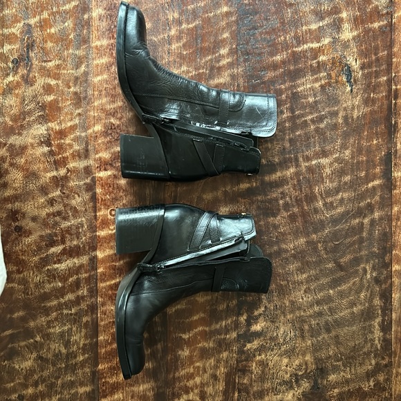 Sam Edelman booties - Picture 6 of 14